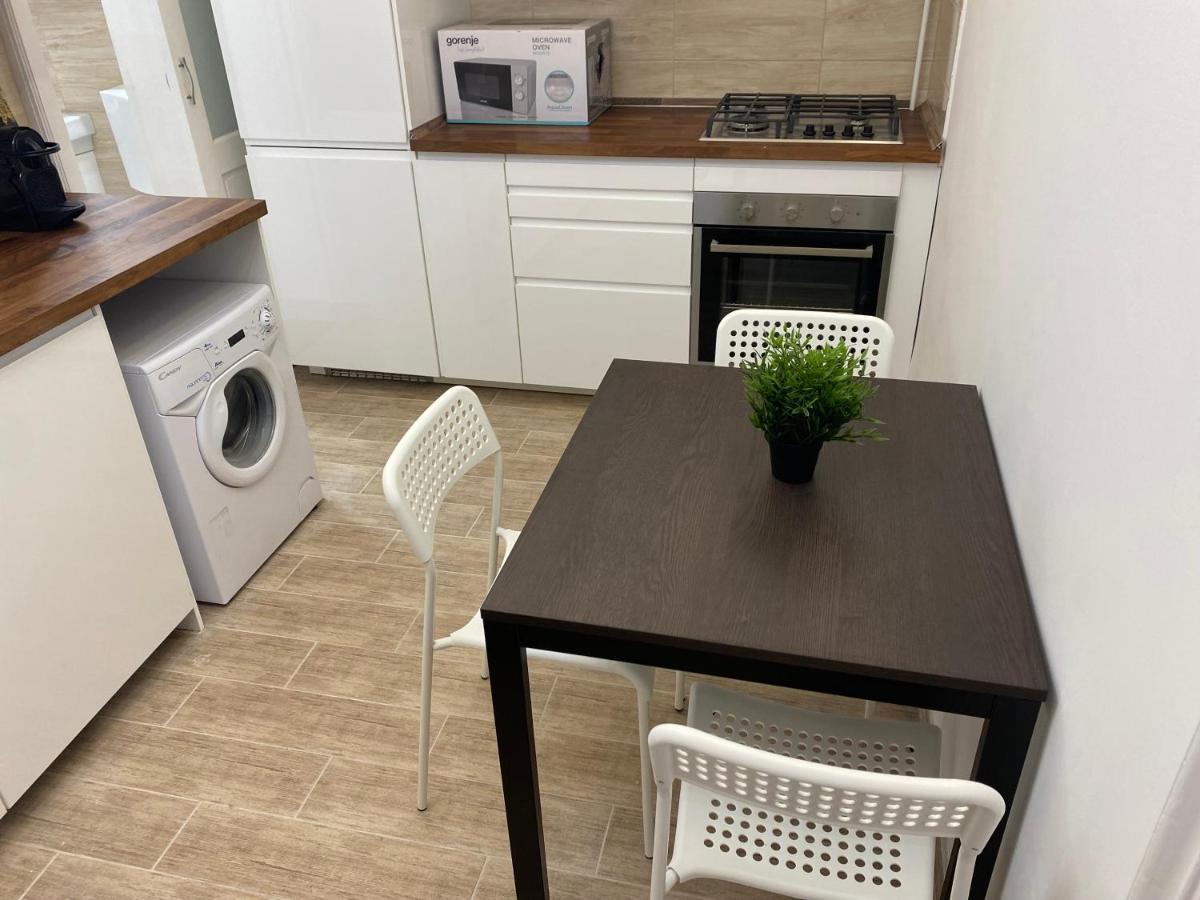 Kiraly78 Huge Apartment ブダペスト エクステリア 写真